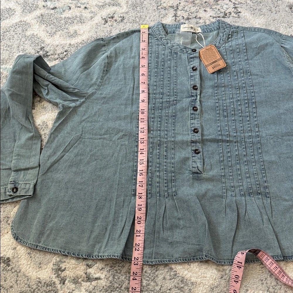 Natural Life Denim Top - Picture 7 of 9